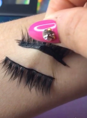 "Shackle" Lash Liner Adhesive